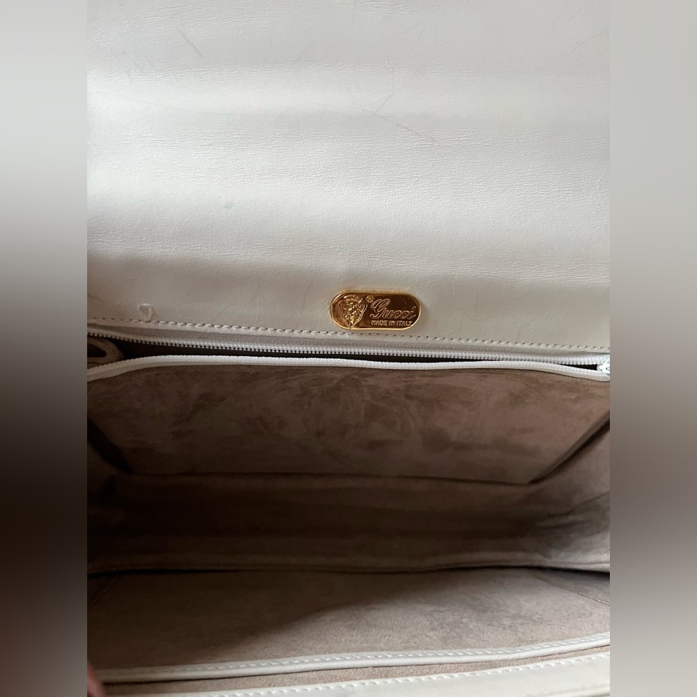 Authentic Gucci Purse - Picture 9 of 15